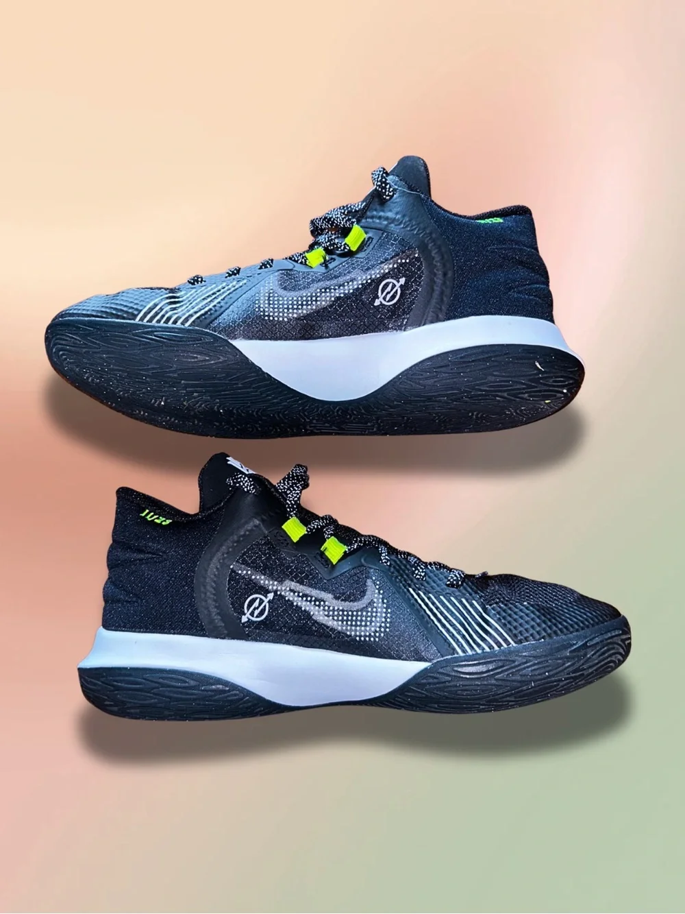 Nike Kyrie Flytrap 5 Youth Shoes Size 6Y